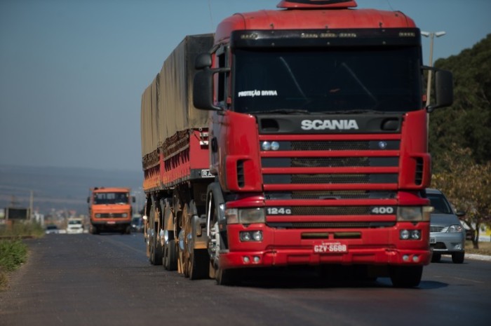 Câmara aprova medida que facilita reajustes de fretes rodoviários