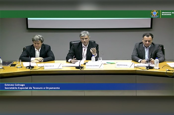 Orçamento 2023 tem auxílio de R$ 400, reajuste a servidor e R$ 19 bi em emendas de relator