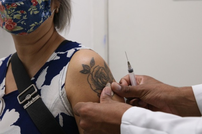 Covid-19: Brasil registra 91 mortes e 12,7 mil casos em 24 horas