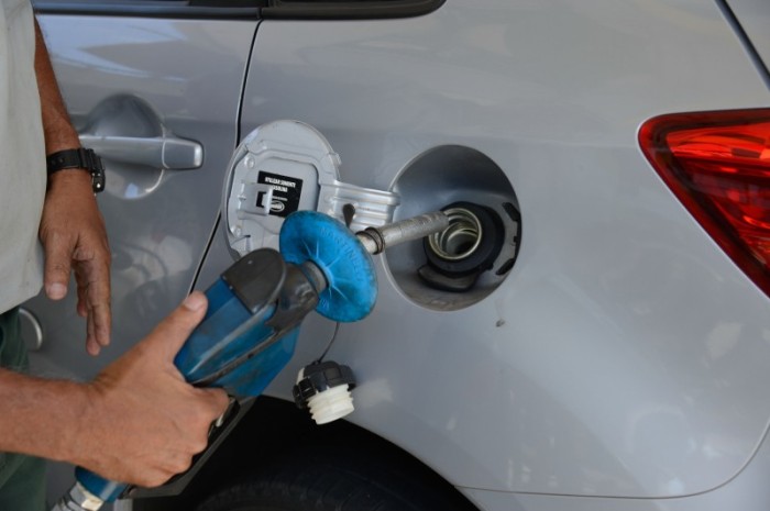 Petrobras anuncia redução de R$ 0,30 no diesel