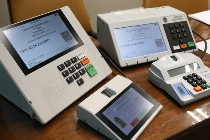 TRE-RJ: urnas são substituídas em 0,55% das seções