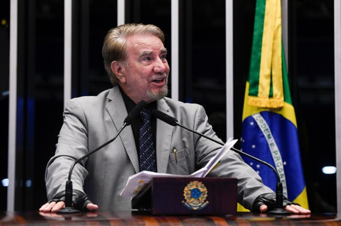 Guaracy destaca os 34 anos de promulgação da Constituição