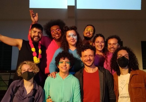 Integrantes do Trupe Teatro de Torneado (Crédito: Facebook da Companhia)