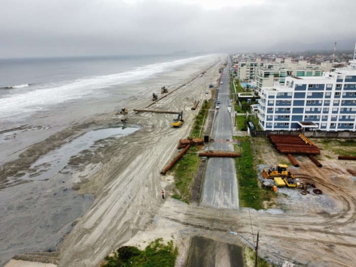 Litoral do Paraná conta com areia da praia renovada antes da data prevista Foto: Ari Dias/AEN