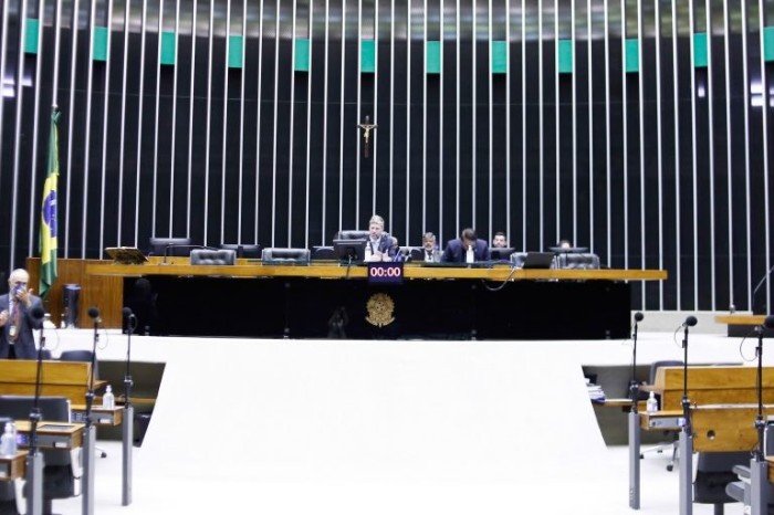 Deputados votam projetos no Plenário - (Foto: Elaine Menke/Câmara dos Deputados)