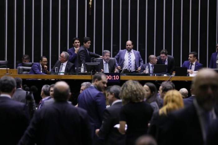Deputados em sessão do Plenário - (Foto: J. Batista/Câmara dos Deputados)