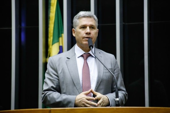 Paulo Teixeira apresentou parecer pela constitucionalidade do texto - (Foto: Elaine Menke/Câmara do Deputados)
