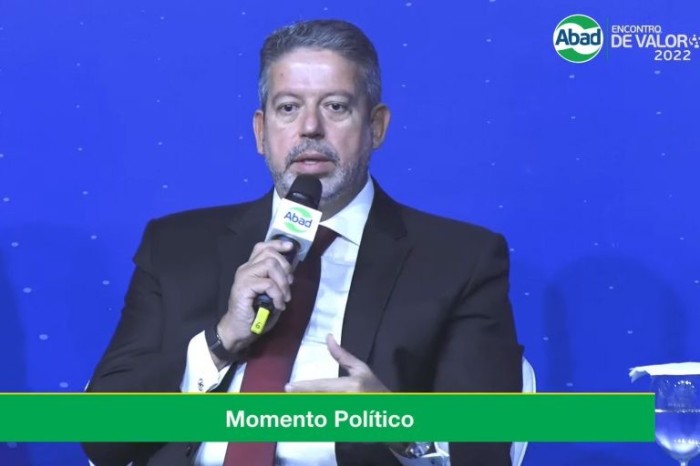 Lira preferiu não opinar sobre a PEC da Transição, pois não há um texto formal - (Foto: Reprodução/YouTube)