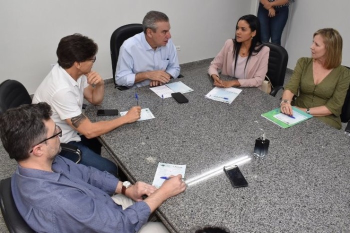 ALEMS recebe projeto do Executivo de regionalização do saneamento básico