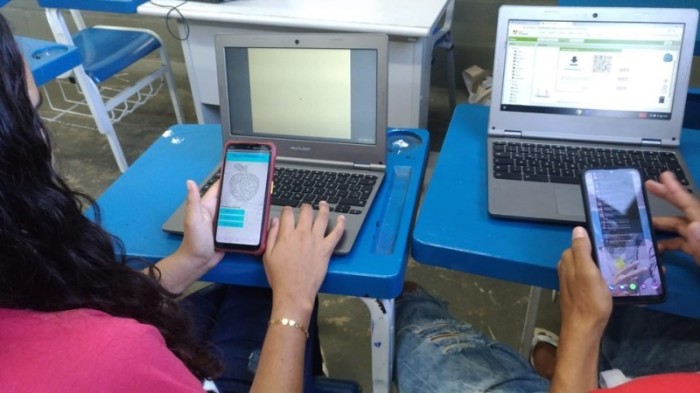 Alunos criam aplicativo que auxilia na aprendizagem da Matemática e da Física