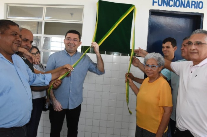 Governo do Piauí entrega mais uma escola padrão FNDE no norte do estado