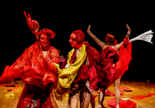 Trecho do espetáculo de dança contemporânea 