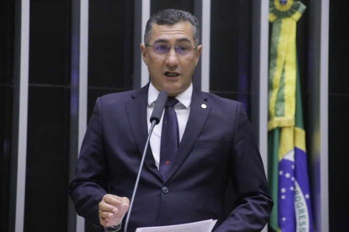 Jesus Sérgio recomendou a aprovação de texto com normas mais detalhadas - (Foto: Paulo Sérgio/Câmara dos Deputados)