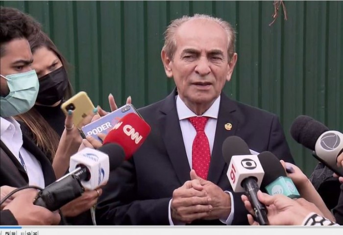 Marcelo Castro concede entrevista após reunião com o presidente da Câmara - (Foto: Reprodução TV Câmara)