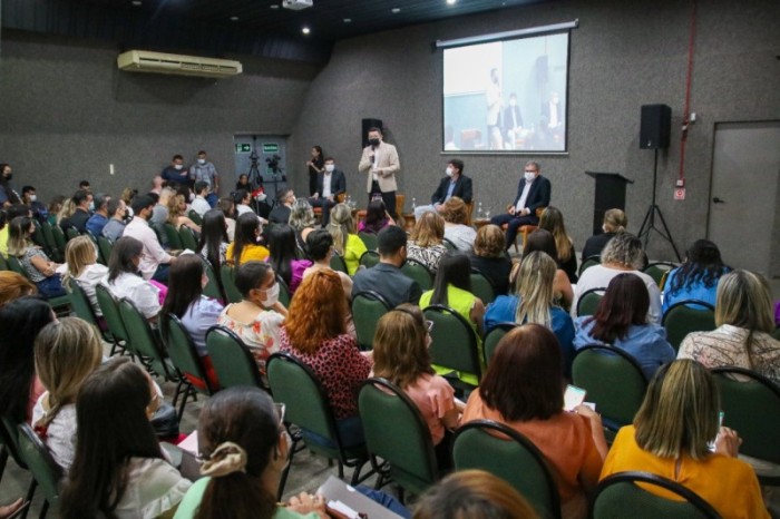 Educação do Piauí mapeia avanços e demandas em seminário