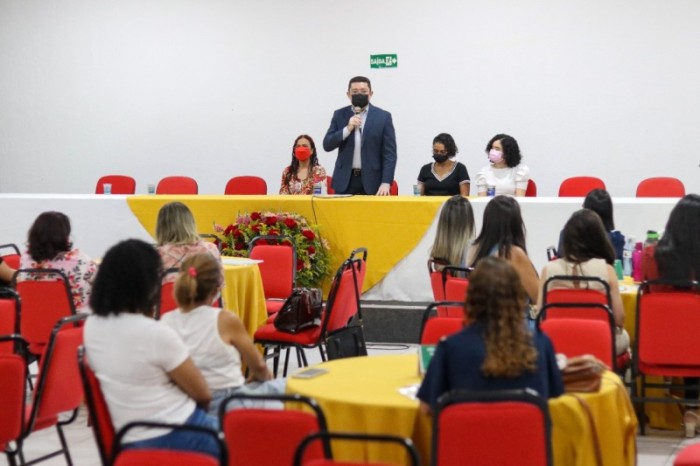Seduc compartilha boas práticas na mediação de conflito e clima escolar