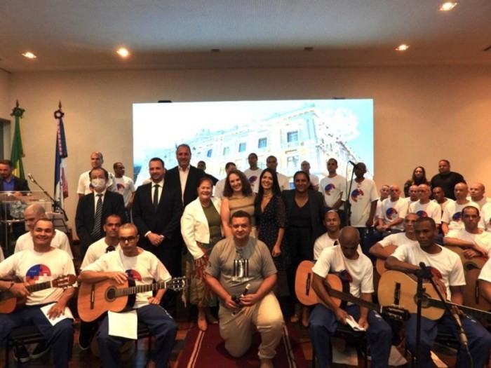 Cantata de Natal da Sejus emociona espectadores no Palácio Anchieta