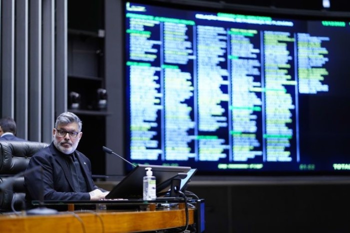 Alexandre Frota: é preciso punir vândalos que deixaram rastro de destruição - (Foto: Pablo Valadares/Câmara dos Deputados)