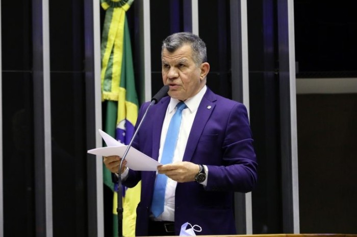 Bosco Saraiva recomendou a aprovação com mudanças no texto original - (Foto: Najara Araujo/Câmara dos Deputados)