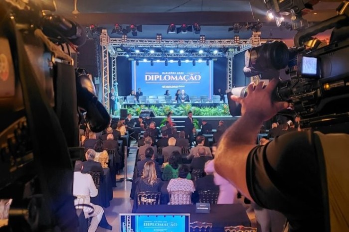 Comunicação da ALEMS realiza ampla cobertura da diplomação de eleitos