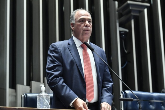 O senador Fernando Bezerra Coelho relatou o projeto - Waldemir Barretoa/Agência Senado