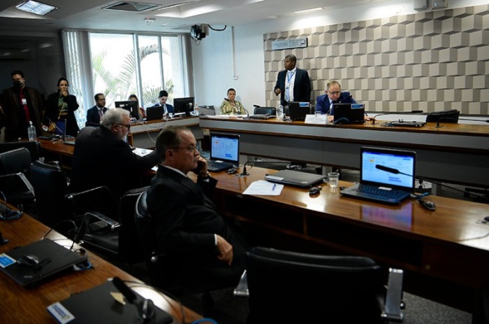 Proposta foi aprovada nesta terça-feira (20) na Comissão de Educação - Pedro França/Agência Senado