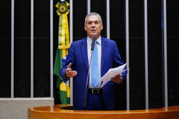 Zé Silva, relator da proposta - (Foto: Pablo Valadares/Câmara dos Deputados)