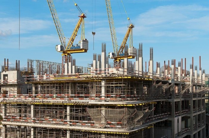 A construção civil e a engenharia são setores com grande atuação de empresas brasileiras no exterior - iStockphoto