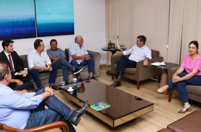 Governador discute com a bancada do PT políticas de cidadania e agricultura familiar