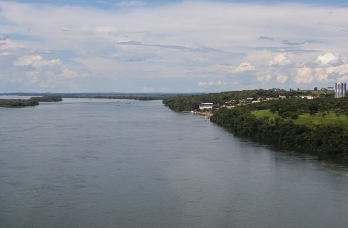 Lançado edital para estudos de viabilidade da nova ponte entre MS e Paraná