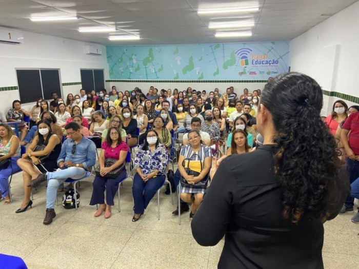 Gerências Regionais realizam encontros pedagógicos nas escolas para início do ano letivo