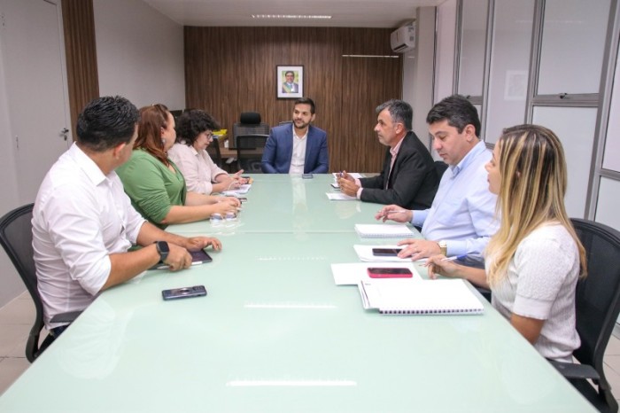 Seduc e NUFAF alinham estratégias para formação de professores em 2023