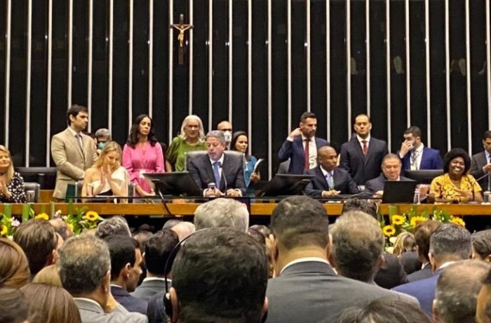 Vice-governador participa da posse dos novos deputados e senadores em Brasília