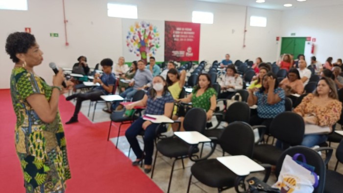 Planejamento do ano letivo dos adolescentes em cumprimento de medida socioeducativa é discutido em evento