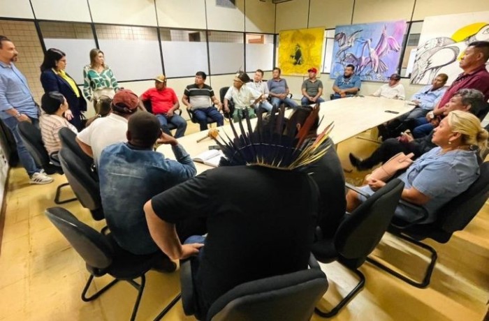Indígenas entregam à Setescc relatório sobre situação de 23 comunidades da Capital