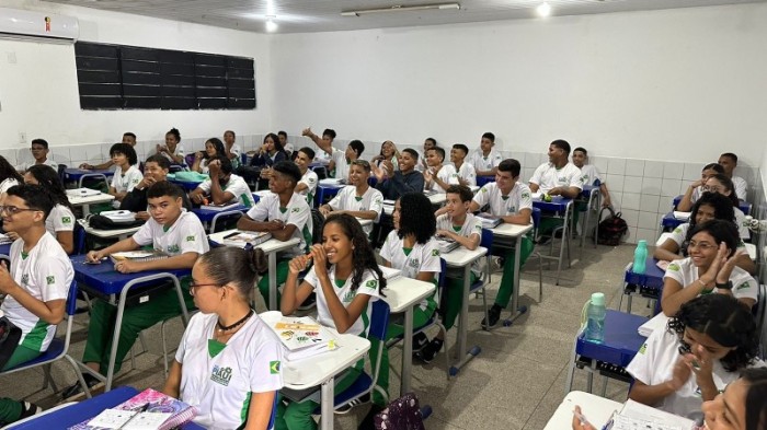 Seduc estuda ampliar curso profissionalizantes na região de Barras