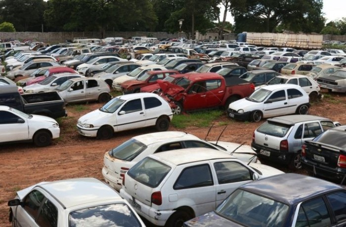 Leilão de veículos do Detran-MS tem todos os lotes arrematados e arrecada R$ 308 mil