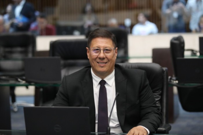 O parlamentar atuará como vice-presidente das comissões de Defesa do Consumidor e de Tomada de Contas e será membro titular das comissões de Indústria, Comércio, Emprego e Renda; Finanças e Tributação e Revisão e Consolidação Legislativa. / Créditos: Orla