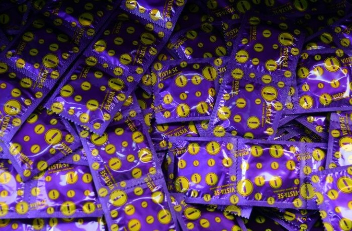 Saúde realiza campanha ‘Desenrola, veste e se joga no Bloquinho’ de prevenção às ISTs no Carnaval