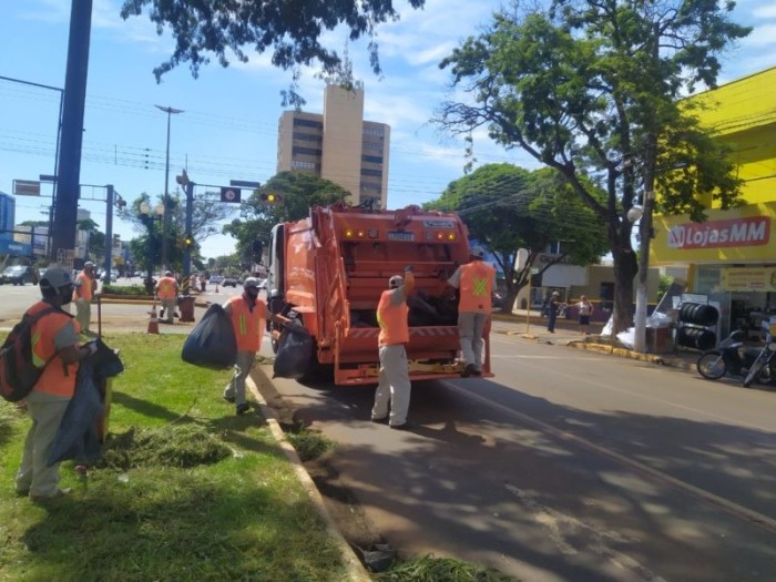 Coleta de lixo funciona normalmente no Carnaval