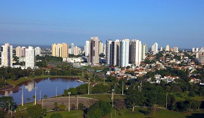 Avanço de frente fria marca início do Carnaval nesta sexta-feira