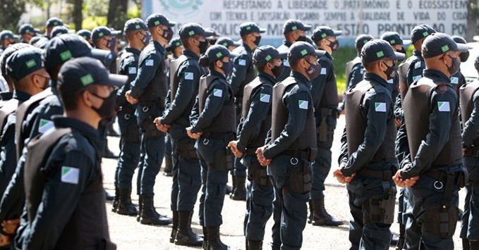 Beijo roubado é crime de importunação sexual, alerta Polícia Militar de Mato Grosso do Sul