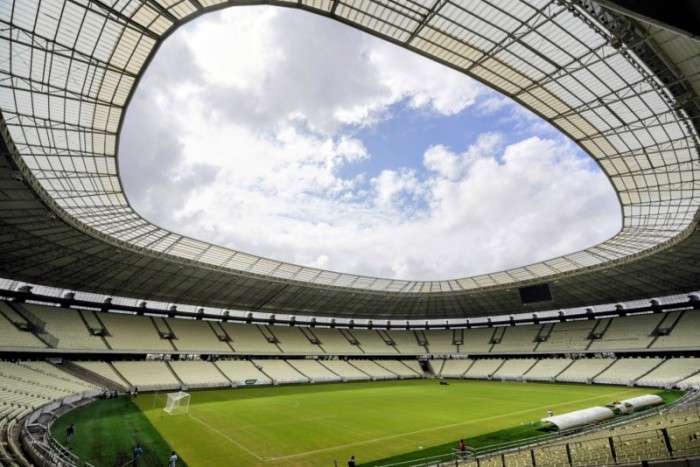 Governador Elmano de Freitas entrega obras da Arena Castelão e anuncia mais melhorias para o estádio