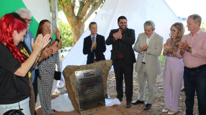 Udesc lança pedra fundamental de escola e de ginásio do Novo Cefid em Florianópolis