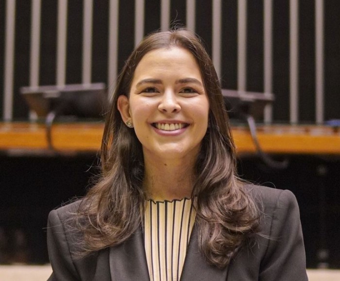 A autora da proposta, deputada Maria Arraes - (Foto: Reprodução/Facebook)