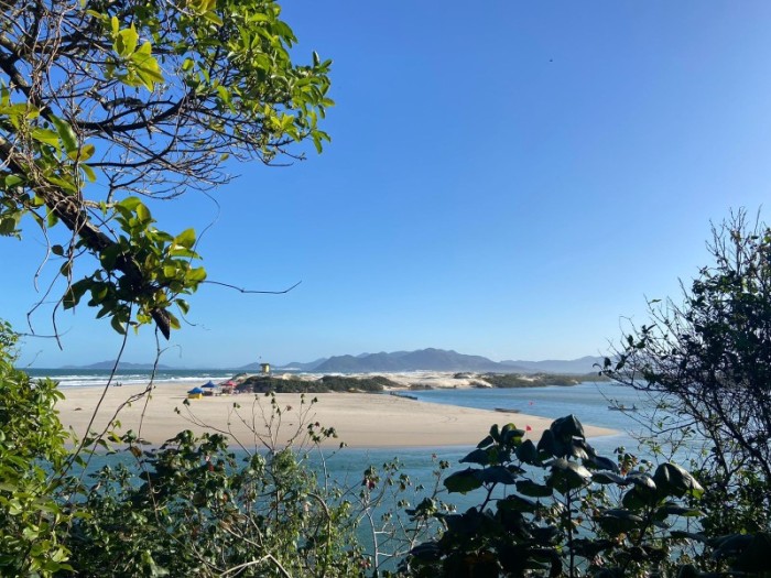 Relatório de balneabilidade do IMA aponta 70,46% de pontos próprios para banho