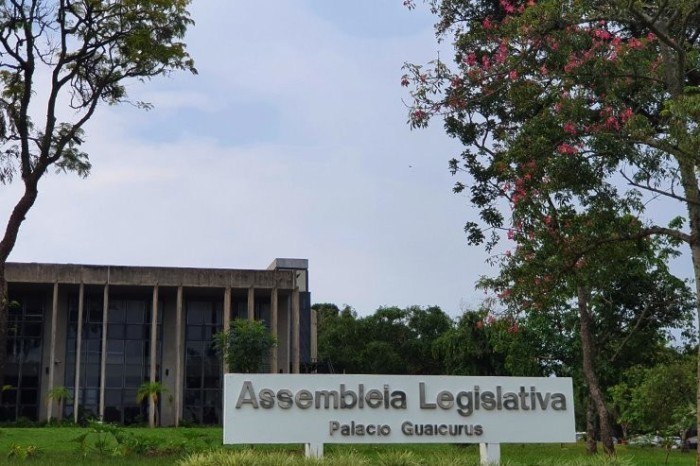Agenda: CCJR, sessões e homenagem às mulheres estão previstas na ALEMS