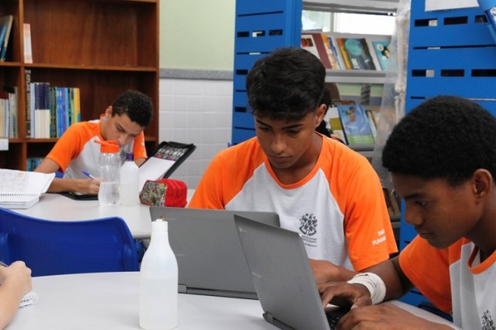 Sedu abre inscrição para estudantes que desejam cursar a 4ª série do Ensino Médio