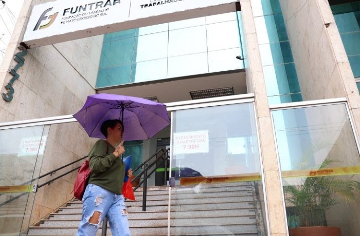 No Dia Internacional da Mulher, Funtrab oferece oficina de Kokedamas para mulheres
