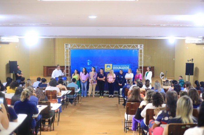 No dia da Mulher, Prefeitura assina decreto para dignidade menstrual
